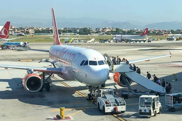 Naples Airport Airlines